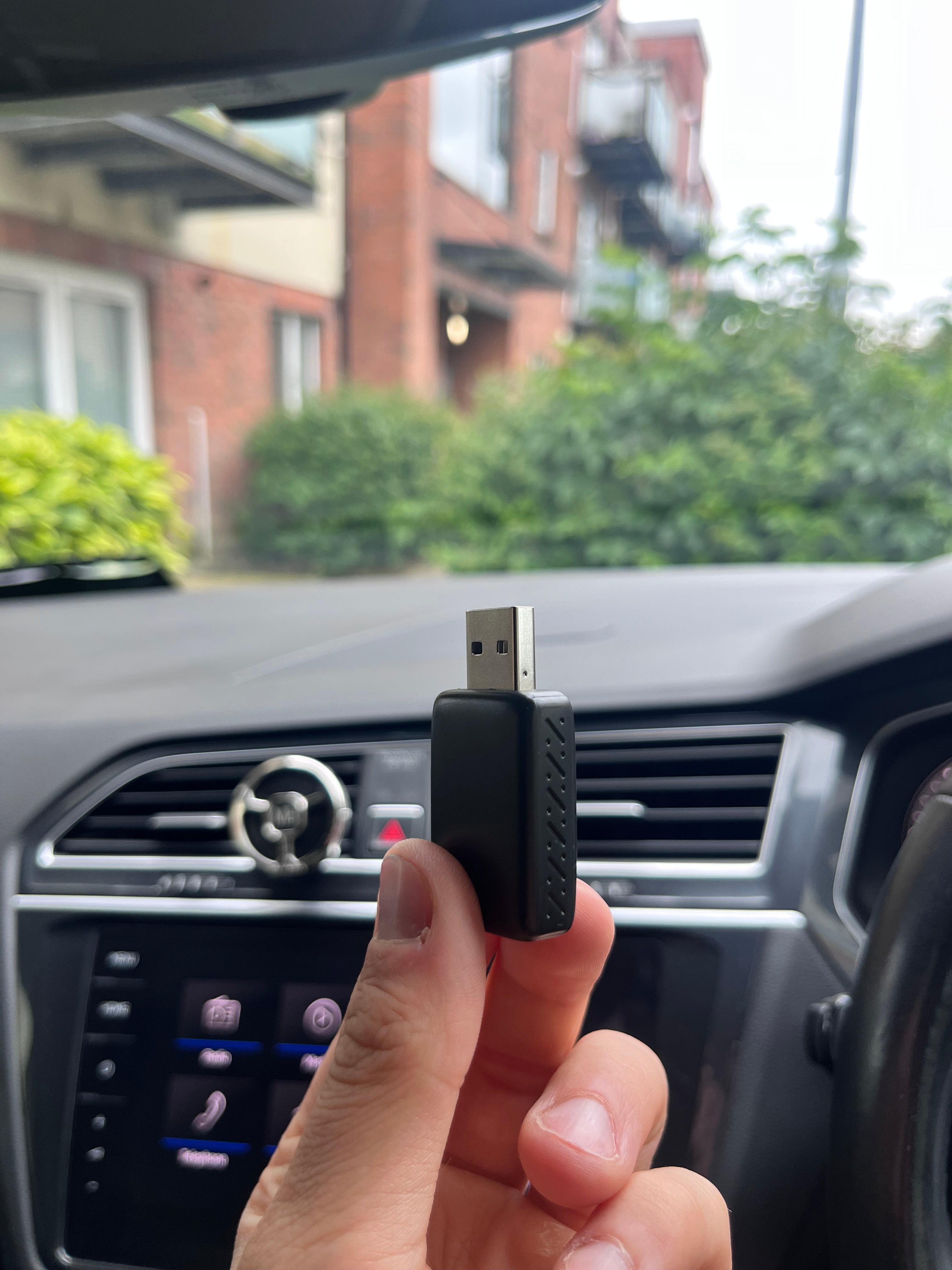 Wireless Carplay Android Auto 2in1 Smart Adapter